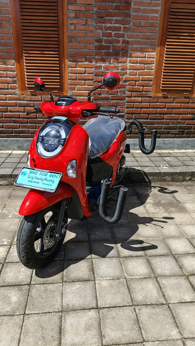 Honda Scoopy 110cc Cherry Red — Bike Baik Rental Uluwatu